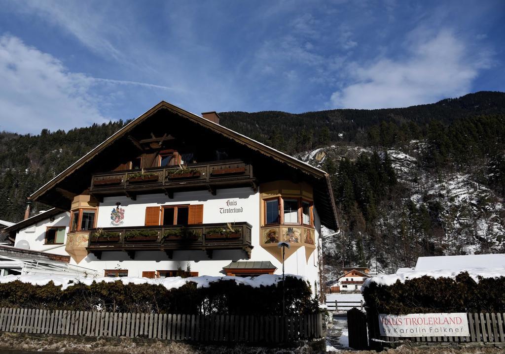 Haus Tirolerland Hotel Oetz Exterior photo